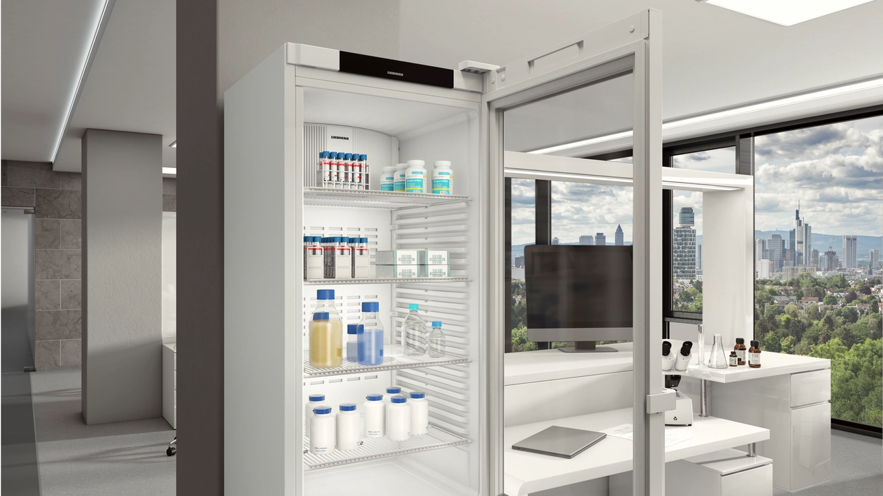 SCFvh 4032 Perfection Laboratory fridge-freezer with NoFrost